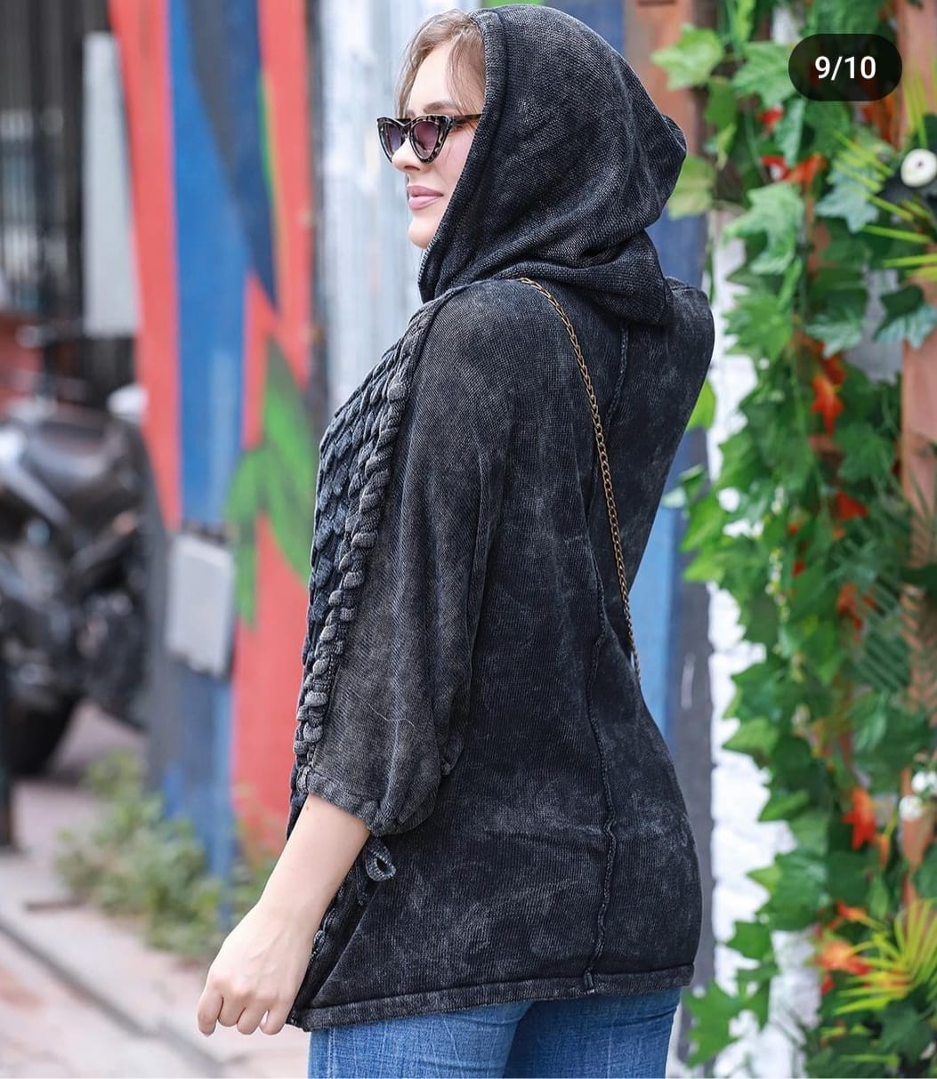 Uneven Dotted Details Women Knitted Hooide