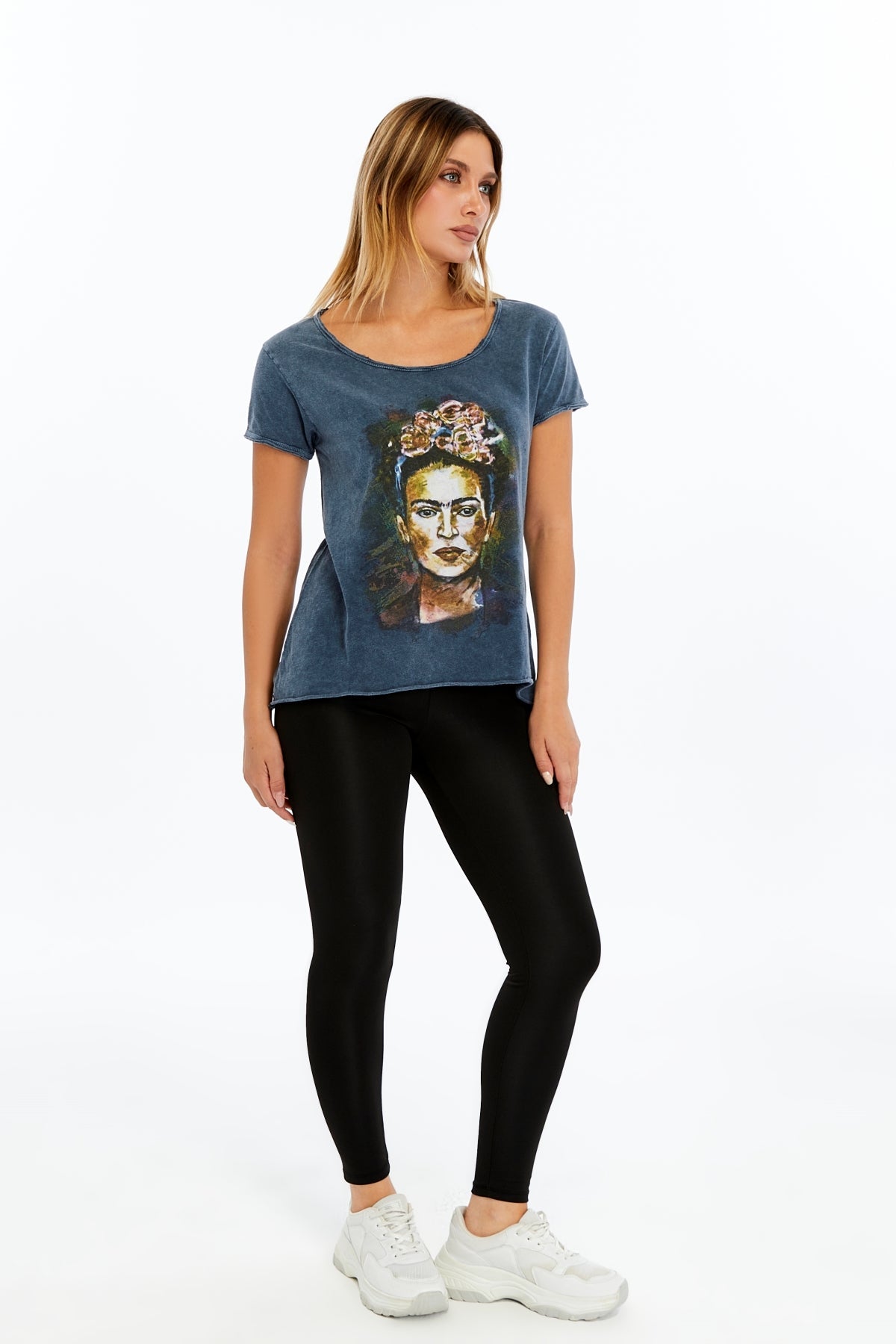 Stone Washed Frida Khlo Printed Cotton Women Scoop Neck T-shirt