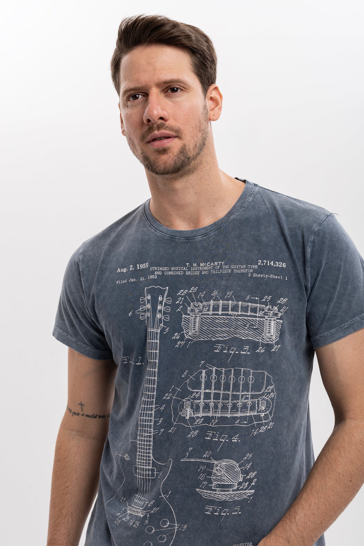 Stone Washed  Guitar Mc 1995 Patent Printed Cotton T-Shirt