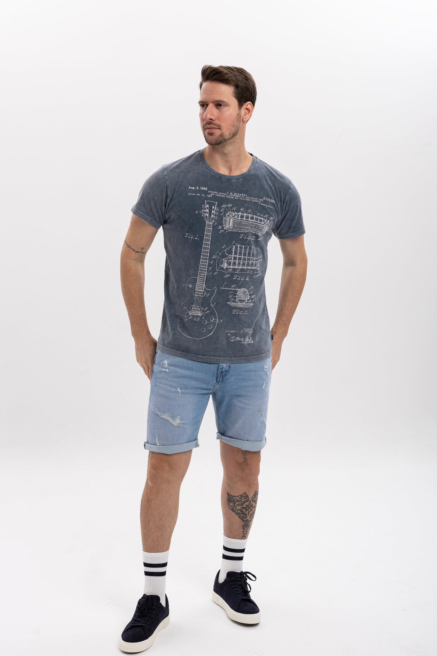 Stone Washed  Guitar Mc 1995 Patent Printed Cotton T-Shirt