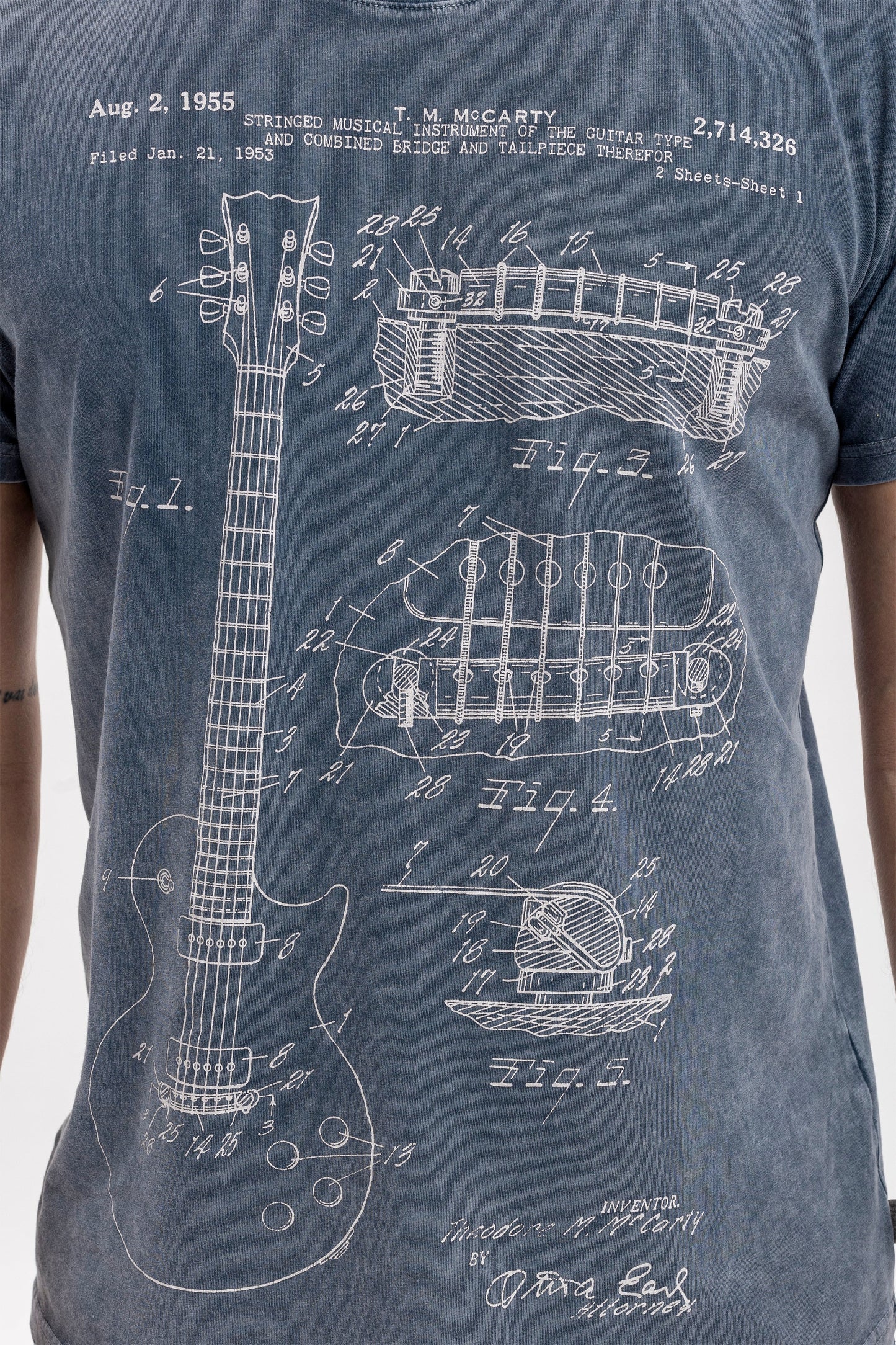 Stone Washed  Guitar Mc 1995 Patent Printed Cotton T-Shirt