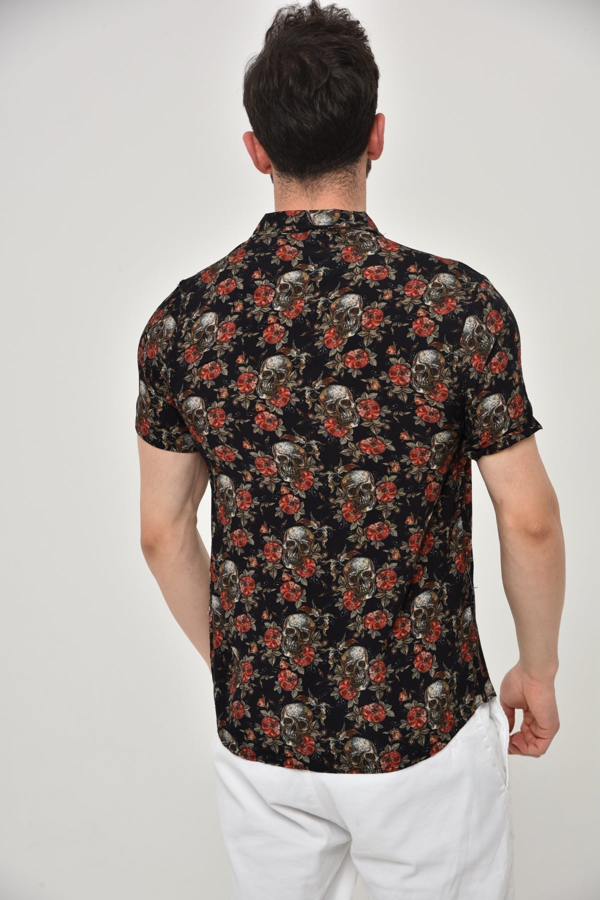 BLACK FLOWER SKULL MEN'S SHORT SLEEVE SHIRT