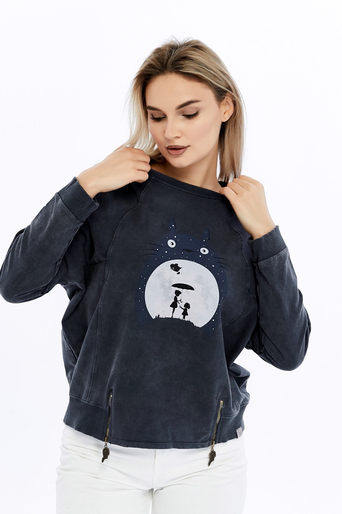 Ballon Cut Zip Front TOTO Print Women Sweatshirt