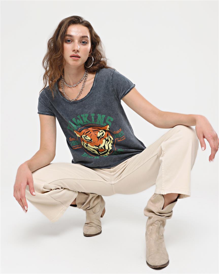 Anthracite Stone Wahed Unique Hawkins High Skool Printed Cotton Women Scoop Neck T-shirt