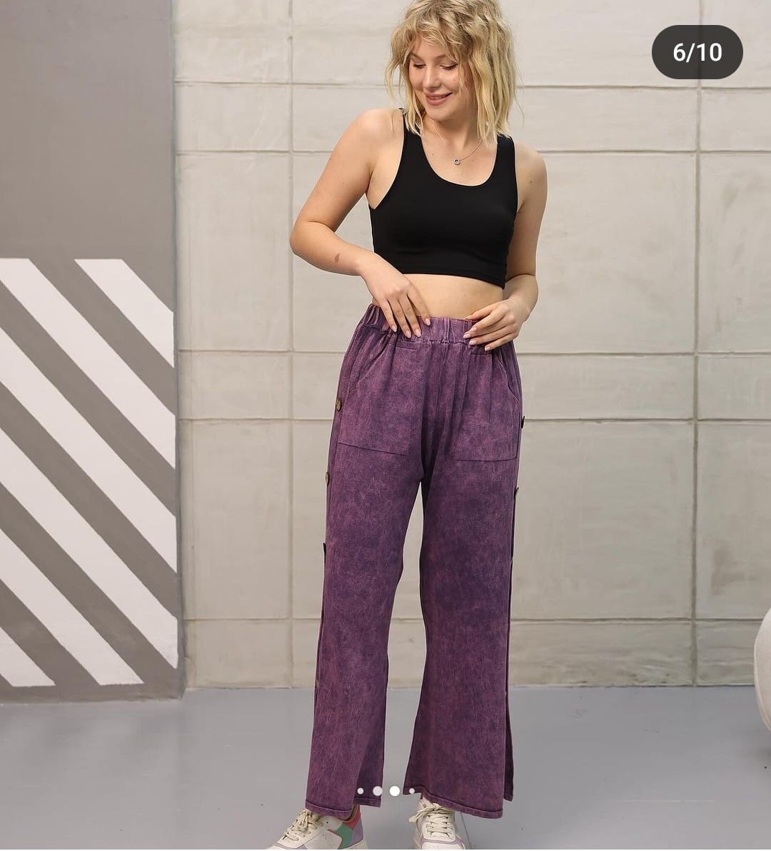 Flare Leg Buttoned Design Women Stone Washed Trouser