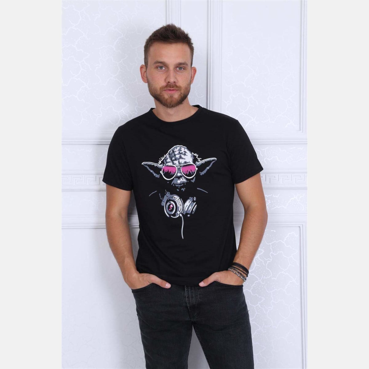 Black Dj Master Printed Cotton T-shirt - S-Ponder Shop
