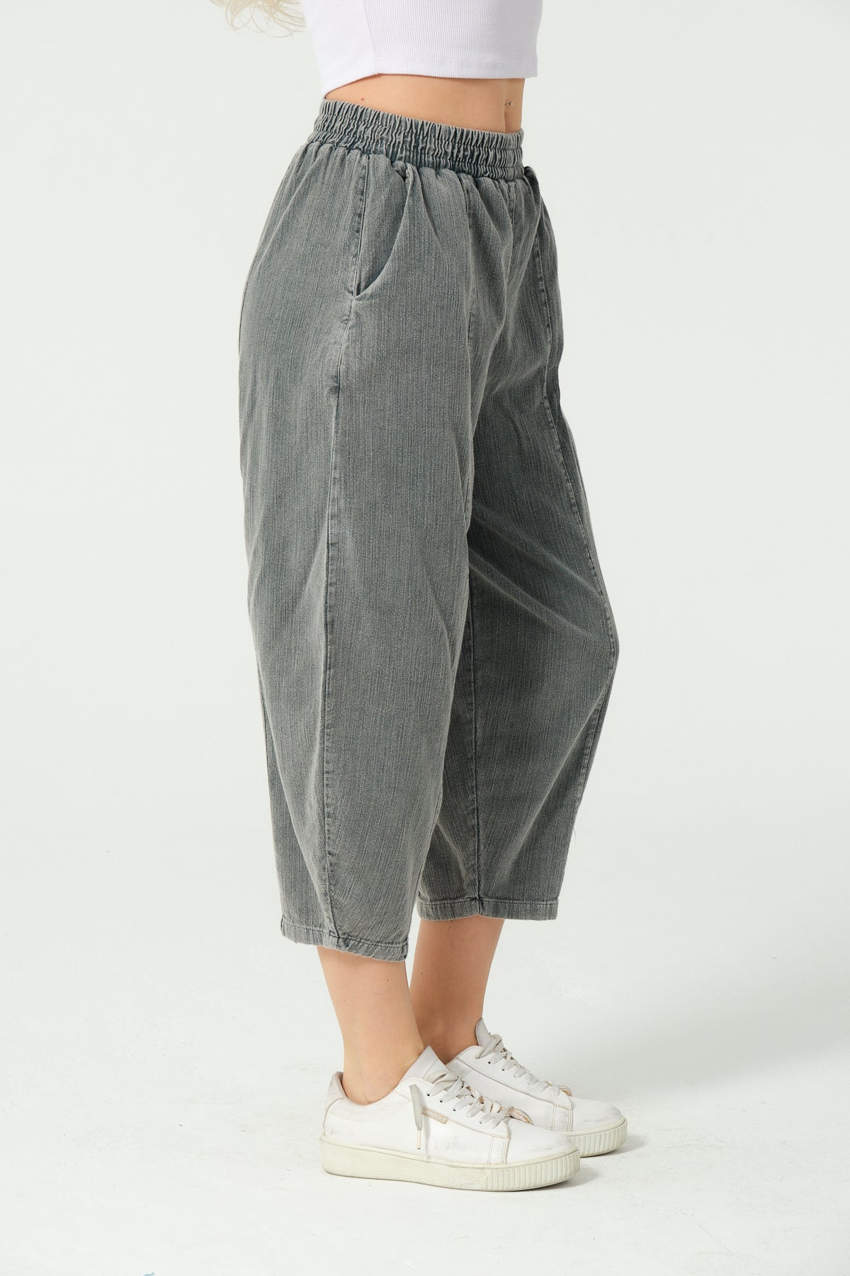 Plain Cropped  Cotton Women Pants
