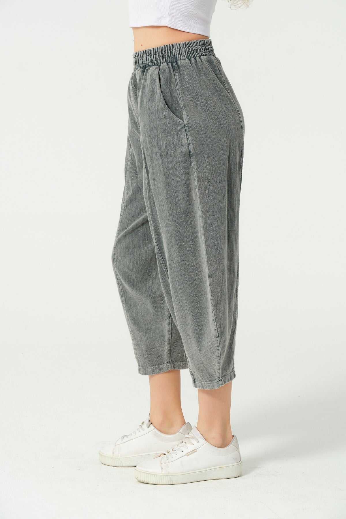Plain Cropped  Cotton Women Pants