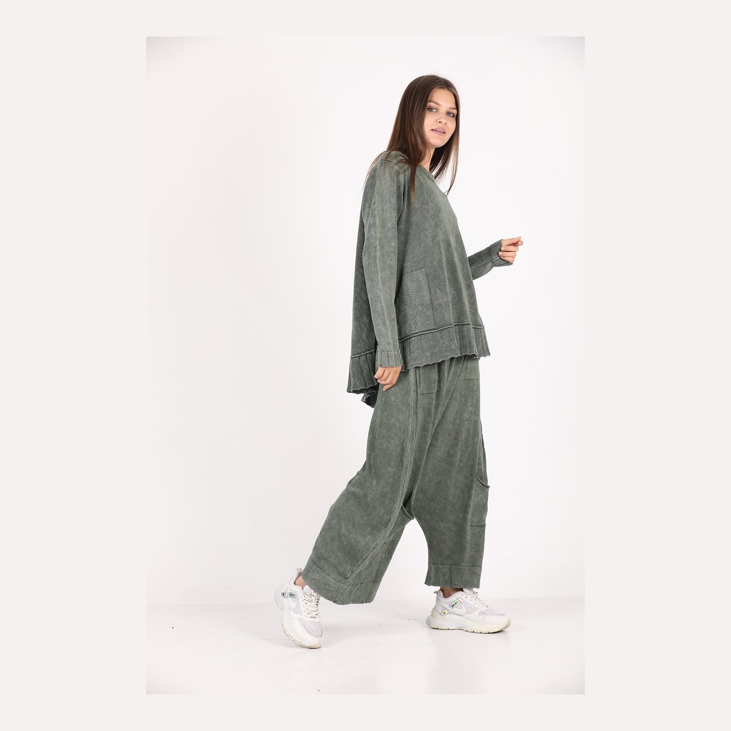 Khaki Oversize Bohemian Woman Pants with Pocket Details