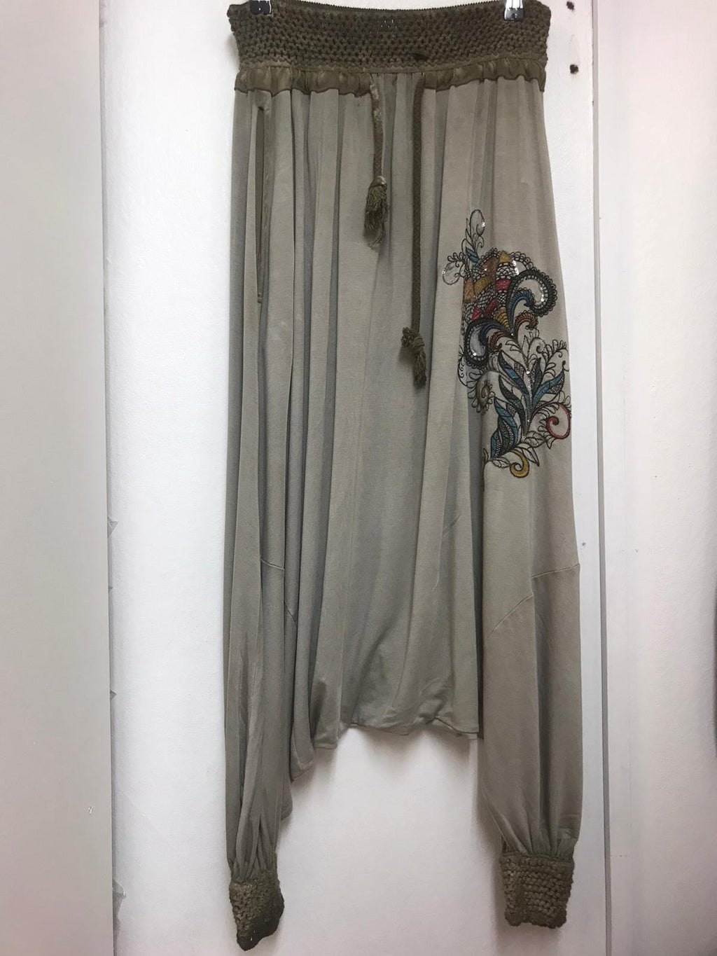 Floral Bohemian Two Pocket Women Trousers