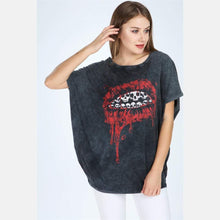 Load image into Gallery viewer, Navy Stone Washed Lip Printed Cotton Women Top
