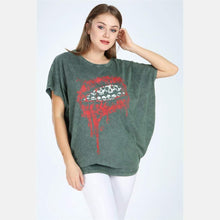 Load image into Gallery viewer, Green Stone Washed Lip Printed Cotton Women Top
